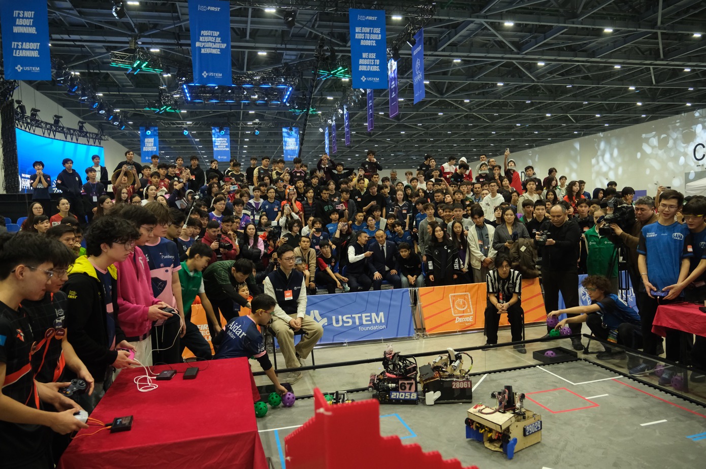 ALEM TECH FEST 2026: «Самрук-Қазына» объединил будущих инженеров из семи стран